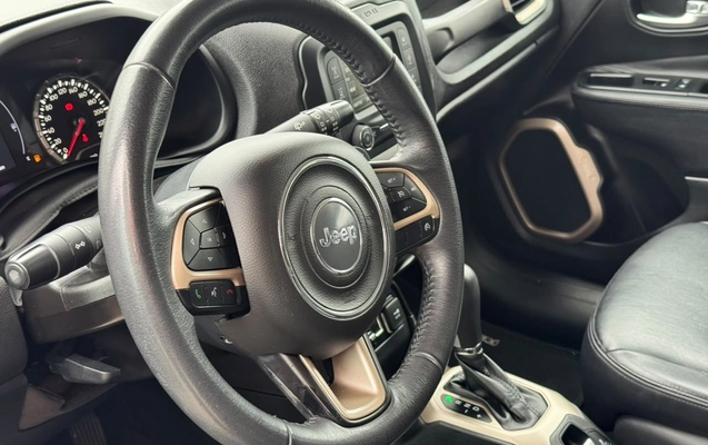 imagem-https://www.socarrao.com.br/sc-vehicle-images-prod/4279198/1791208501111-c705fda9-133f-4b51-8a58-c4fafc1ffba0.jpg