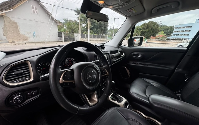 imagem-https://www.socarrao.com.br/sc-vehicle-images-prod/4279198/1791208501113-a131767b-dff4-430c-93cb-8fbe4312d1dd.jpg
