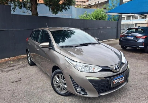 Toyota Yaris 2020 Cinza — foto 1 de 3
