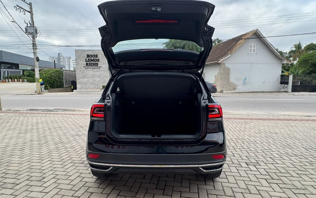 imagem-https://www.socarrao.com.br/sc-vehicle-images-prod/4279217/1791208645622-9abb37d7-c991-4a1c-9803-d24c290898b3.jpg