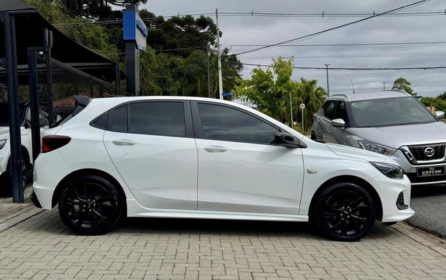 imagem-https://www.socarrao.com.br/sc-vehicle-images-prod/4279274/1791214999703-8542908_27_B_af2ddaf098.jpeg