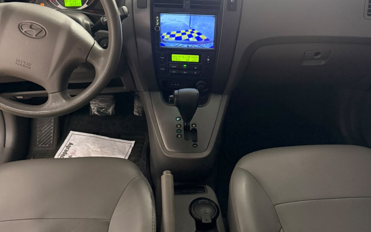 imagem-https://www.socarrao.com.br/sc-vehicle-images-prod/4279304/1791209084279-MzIwOWM2OTQtY2YzZi00MWI4LWE4MmEtOTUyNWM0YjQ2MWY0LmpmaWY.jfif