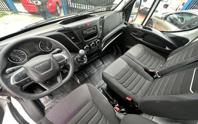 imagem-https://www.socarrao.com.br/sc-vehicle-images-prod/4279318/1791209386657-8524628_11_B_ce54e1f74a.jpeg