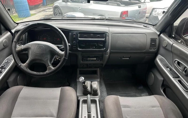 imagem-https://www.socarrao.com.br/sc-vehicle-images-prod/4279338/1791209533938-8466806_12_B_c92287467f.jpeg