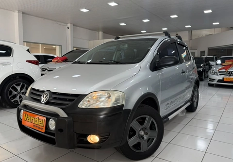 Volkswagen Crossfox 2006 Prata — foto 1 de 3