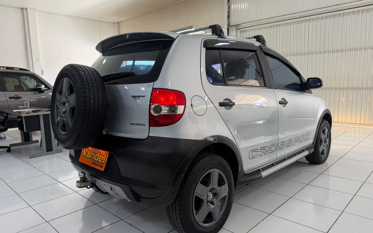 imagem-https://www.socarrao.com.br/sc-vehicle-images-prod/4279394/1791209793244-V2hhdHNBcHAgSW1hZ2UgMjAyNi0xMC0wNSBhdCAxMS4wMy4wMSAoMSkuanBlZw.jpeg