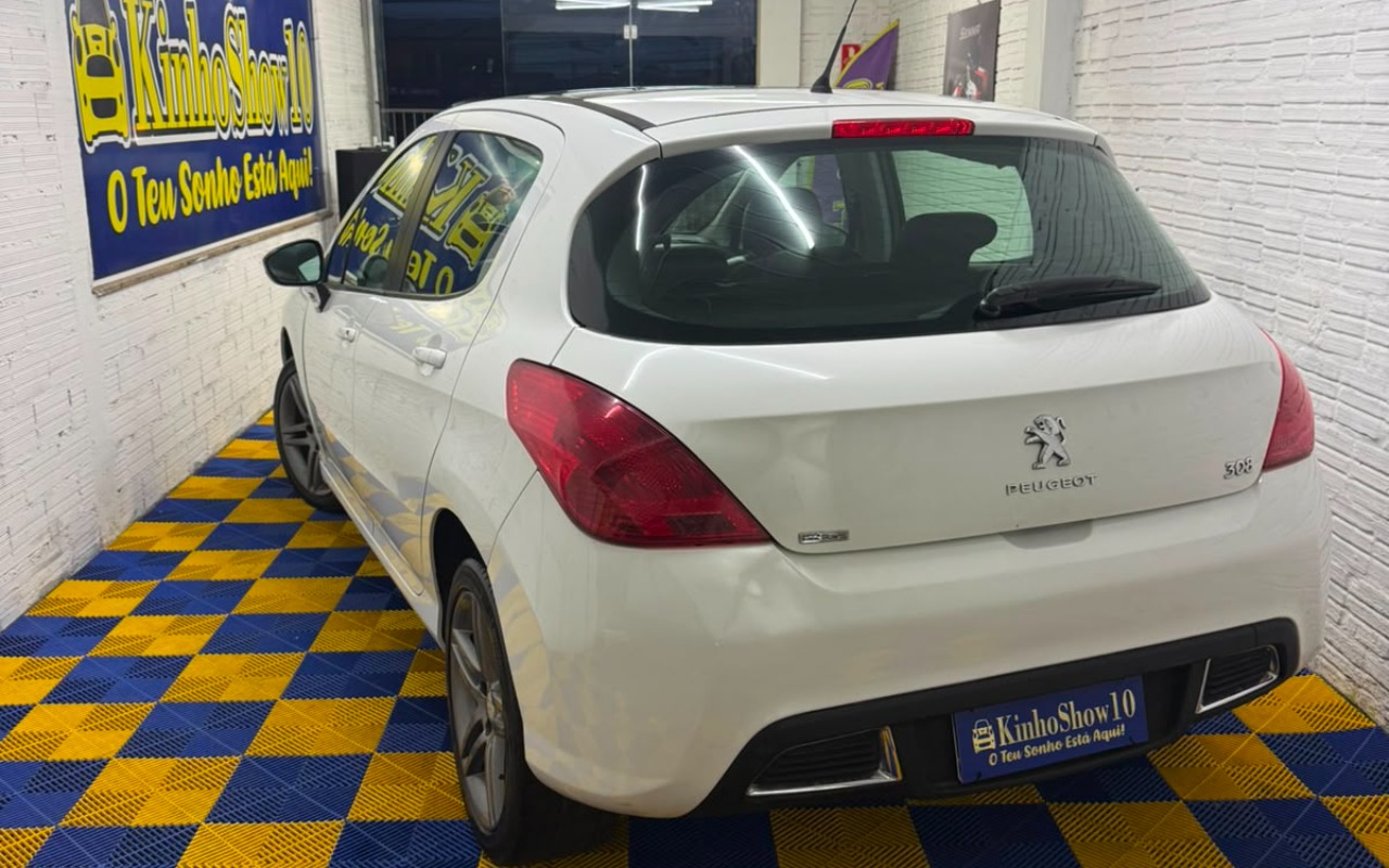 imagem-https://www.socarrao.com.br/sc-vehicle-images-prod/4279513/1791210167055-YmY5MjNmOTAtYmJkNi00YzRmLTlmZjAtOWZmMWVkNjBmMGI1LmpmaWY.jfif