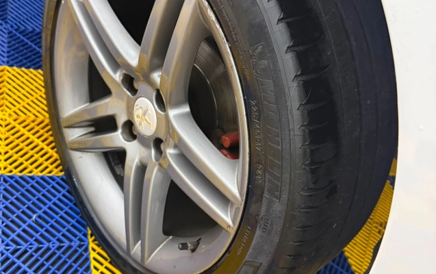 imagem-https://www.socarrao.com.br/sc-vehicle-images-prod/4279513/1791210167617-ZGViMTY5OWQtOTEwOC00MTljLWFlYzgtZmJhYjQ5MGE4M2ZjLmpmaWY.jfif