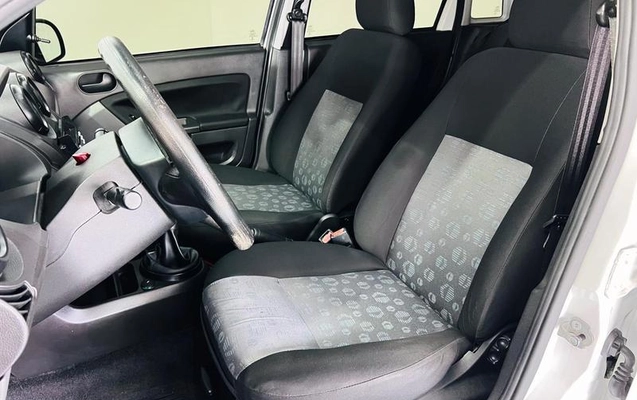 imagem-https://www.socarrao.com.br/sc-vehicle-images-prod/4279576/1792498864163-8543172_9_B_3752da3420.jpeg