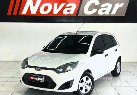 Ford Fiesta 2013 Branco — foto 1 de 3