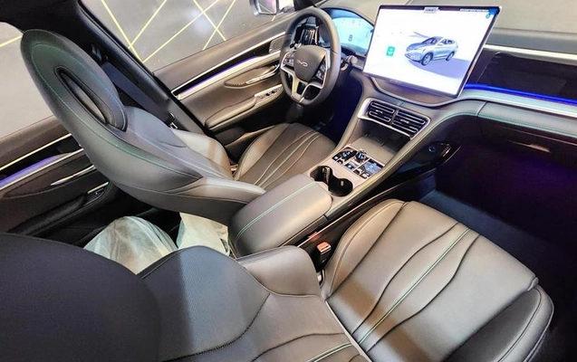 imagem-https://www.socarrao.com.br/sc-vehicle-images-prod/4279684/1791312974132-8385952_10_B_7af1c80bb7.jpeg