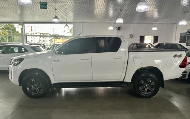 imagem-https://www.socarrao.com.br/sc-vehicle-images-prod/4279722/1791211335586-bd59f2864dac47acbf692b11b4c09962_1791211306646.jpg