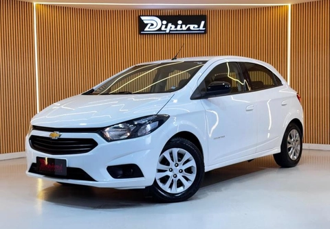 Chevrolet Onix 2018 Branco — foto 1 de 3