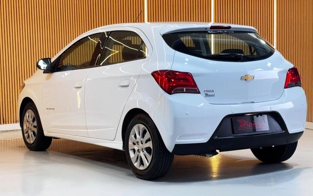 imagem-https://www.socarrao.com.br/sc-vehicle-images-prod/4279723/1791215773820-8539674_5_B_671b4a56a6.jpeg