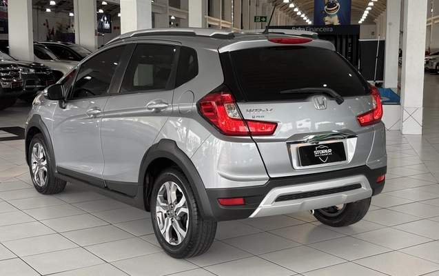imagem-https://www.socarrao.com.br/sc-vehicle-images-prod/4279724/1791211352035-1_113909.jpg