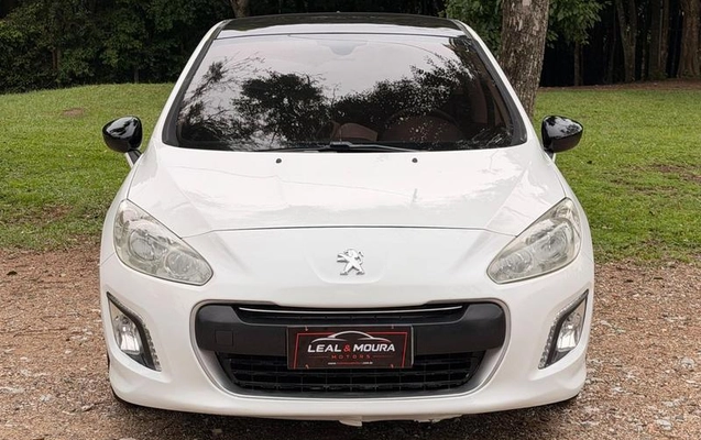 imagem-https://www.socarrao.com.br/sc-vehicle-images-prod/4279726/1791213952339-8543216_0_B_223d9b6479.jpeg