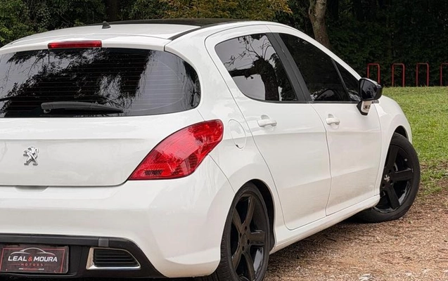 imagem-https://www.socarrao.com.br/sc-vehicle-images-prod/4279726/1791213952358-8543216_8_B_39d362e886.jpeg