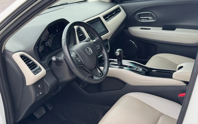 imagem-https://www.socarrao.com.br/sc-vehicle-images-prod/42798/1769988771897-7183227OR_1766496920_3_560.jpg