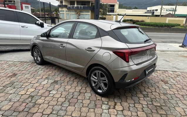 imagem-https://www.socarrao.com.br/sc-vehicle-images-prod/4279913/1791212324882-13132b3ef29c4923a7bb700ce7b8552d_1791211956323.jpg