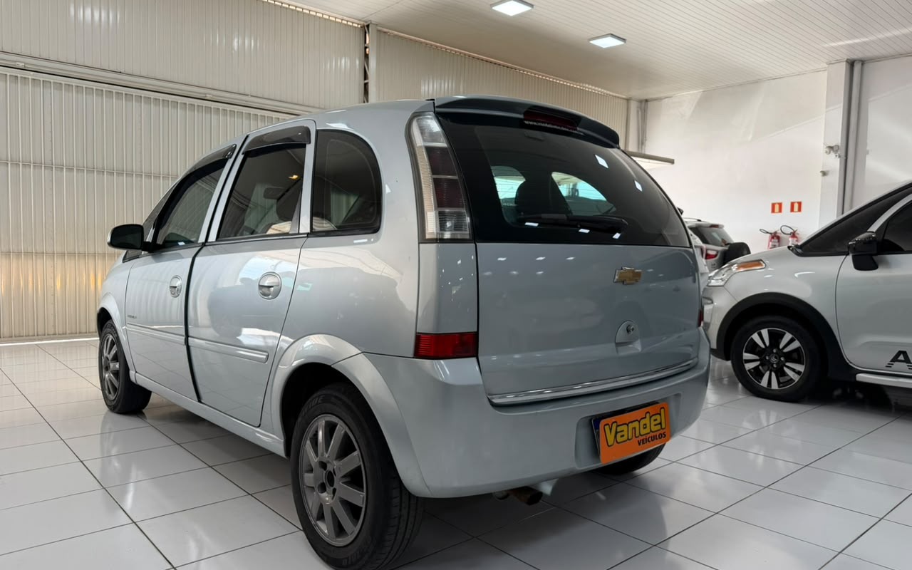 imagem-https://www.socarrao.com.br/sc-vehicle-images-prod/4279947/1791212564287-V2hhdHNBcHAgSW1hZ2UgMjAyNi0xMC0wNSBhdCAxMS41MS40Ny5qcGVn.jpeg