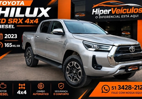Toyota Hilux 2023 Prata — foto 1 de 3