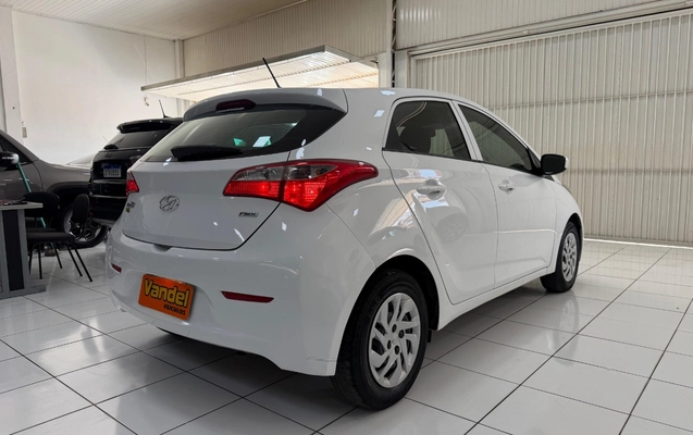 imagem-https://www.socarrao.com.br/sc-vehicle-images-prod/4280076/1791213514338-V2hhdHNBcHAgSW1hZ2UgMjAyNi0xMC0wNSBhdCAxMi4wOC41NyAoNCkuanBlZw.jpeg