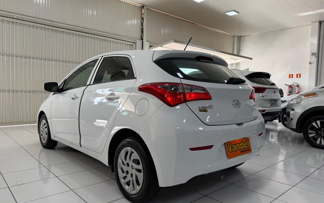 imagem-https://www.socarrao.com.br/sc-vehicle-images-prod/4280076/1791213514537-V2hhdHNBcHAgSW1hZ2UgMjAyNi0xMC0wNSBhdCAxMi4wOC41NyAoMikuanBlZw.jpeg