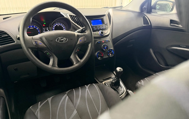imagem-https://www.socarrao.com.br/sc-vehicle-images-prod/4280076/1791213514820-V2hhdHNBcHAgSW1hZ2UgMjAyNi0xMC0wNSBhdCAxMi4wOC41NyAoNikuanBlZw.jpeg