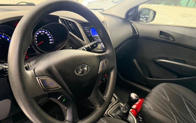 imagem-https://www.socarrao.com.br/sc-vehicle-images-prod/4280076/1791213514882-V2hhdHNBcHAgSW1hZ2UgMjAyNi0xMC0wNSBhdCAxMi4wOC41NyAoMTApLmpwZWc.jpeg