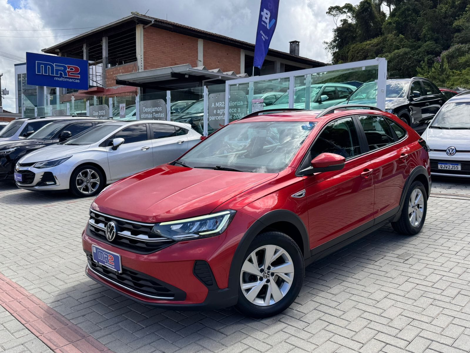 Volkswagen Nivus Comfortline 1.0 200 TSI Flex Aut. na cor Vermelho em Joinville / SC - 42801