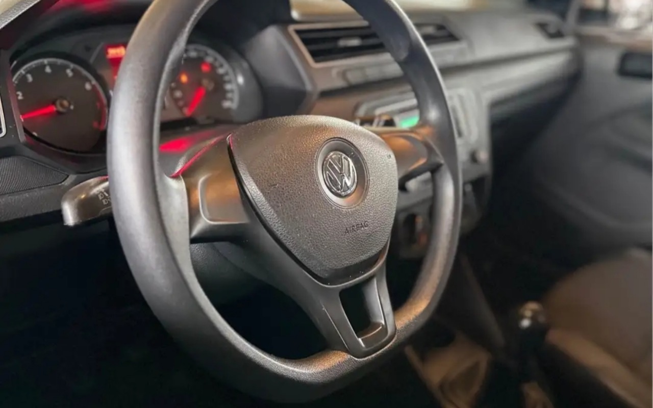 imagem-https://www.socarrao.com.br/sc-vehicle-images-prod/4280121/1791215962510-ZmViMDQ5YmQtNDY2MC00MzdkLWJkNWItMGMyZGNhNzEwMzk2LmpwZWc.jpeg