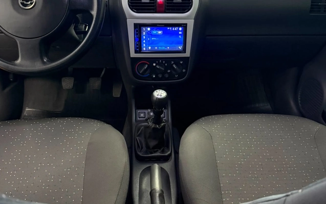 imagem-https://www.socarrao.com.br/sc-vehicle-images-prod/4280125/1791213875058-MmIzZGY0MjctYmRiYS00ZmY5LWI4YmQtNGZhMmM4MzBkZGU3LmpmaWY.jfif