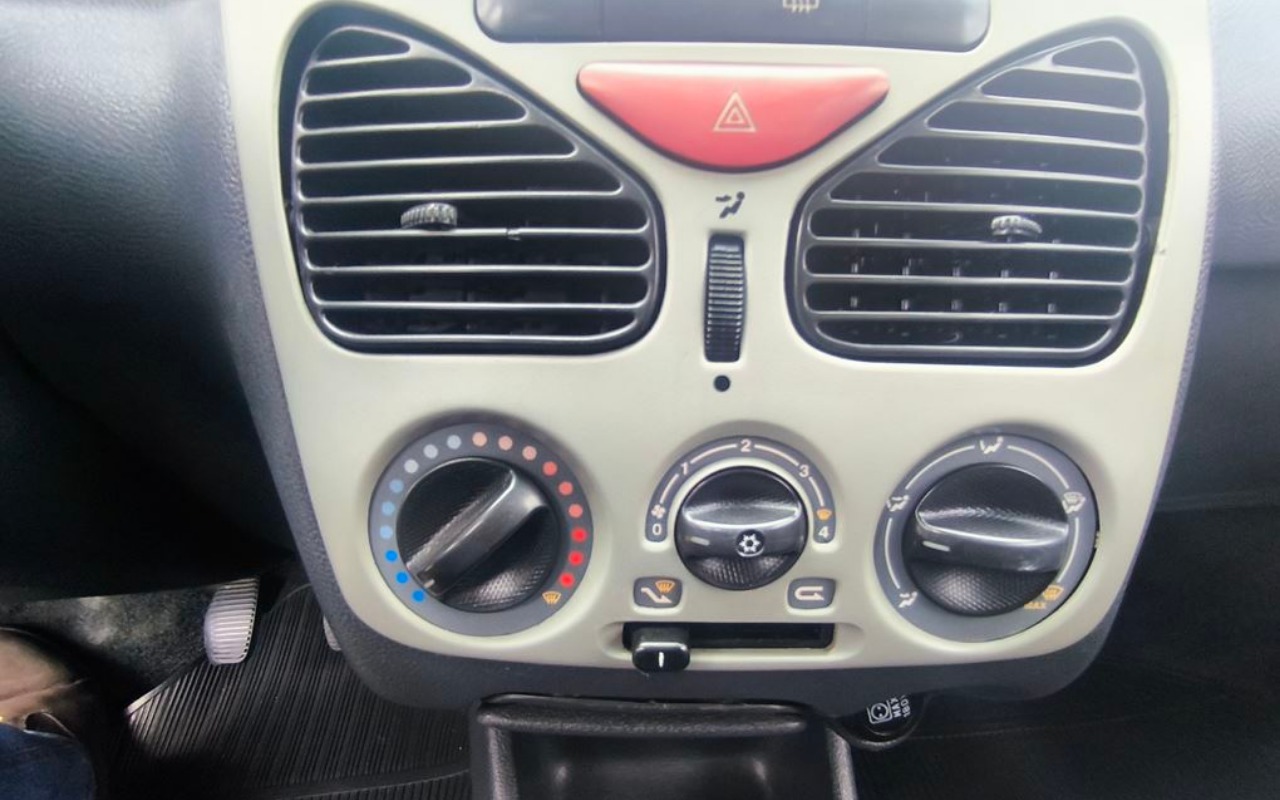 imagem-https://www.socarrao.com.br/sc-vehicle-images-prod/4280158/1791237329513-SU1HXzIwMjYxMDA1XzE2MTE1NiAoQ29weSkuanBn.jpg