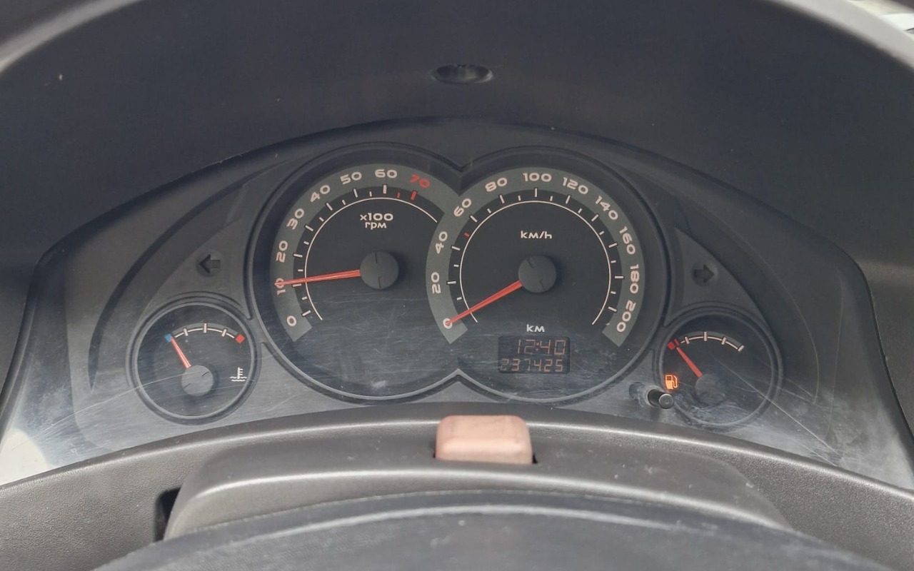 imagem-https://www.socarrao.com.br/sc-vehicle-images-prod/4280168/1791214197697-OSAyMzcuNDI1IEtNLmpwZWc.jpeg