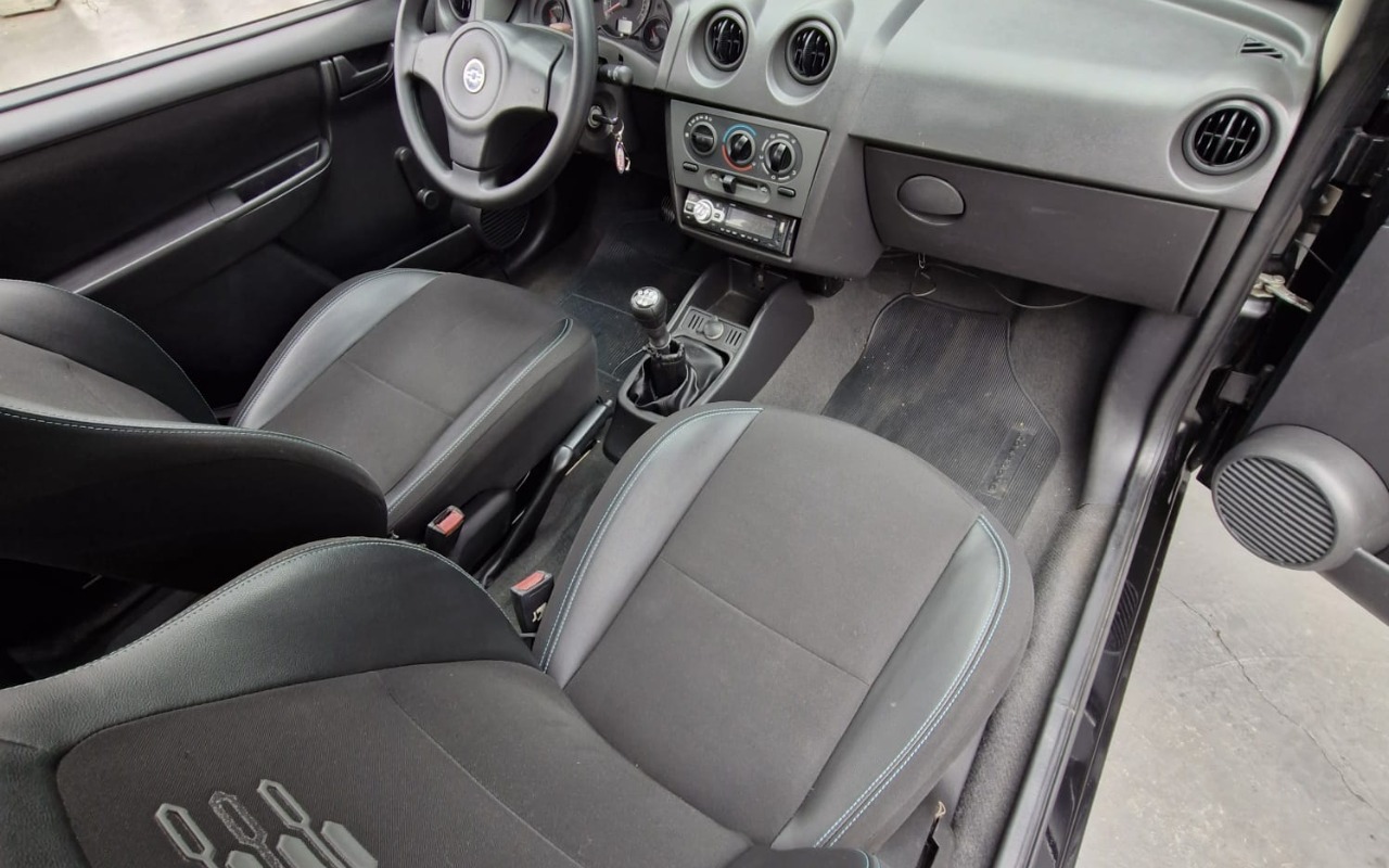 imagem-https://www.socarrao.com.br/sc-vehicle-images-prod/4280168/1791214198937-MjIuanBlZw.jpeg