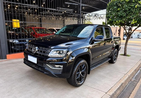 Volkswagen Amarok 2021 Preto — foto 1 de 3