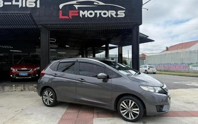 imagem-https://www.socarrao.com.br/sc-vehicle-images-prod/4280203/1791214426246-8543512_10_B_f2147f6cef.jpeg