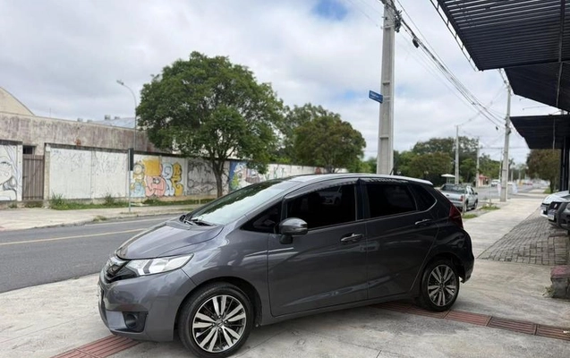 imagem-https://www.socarrao.com.br/sc-vehicle-images-prod/4280203/1791214426254-8543512_7_B_5b6c948961.jpeg