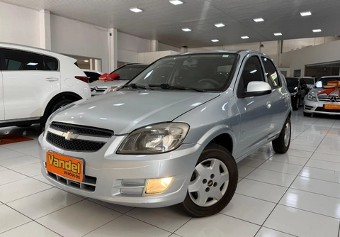 Chevrolet Celta 2012 Prata — foto 1 de 3