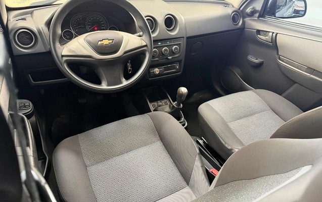 imagem-https://www.socarrao.com.br/sc-vehicle-images-prod/4280206/1791214444194-V2hhdHNBcHAgSW1hZ2UgMjAyNi0xMC0wNSBhdCAxMi4yMy40Ny5qcGVn.jpeg