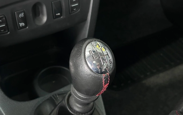 imagem-https://www.socarrao.com.br/sc-vehicle-images-prod/4280249/1791214775904-V2hhdHNBcHAgSW1hZ2UgMjAyNi0xMC0wNSBhdCAxMi4xMS41Mi5qcGVn.jpeg