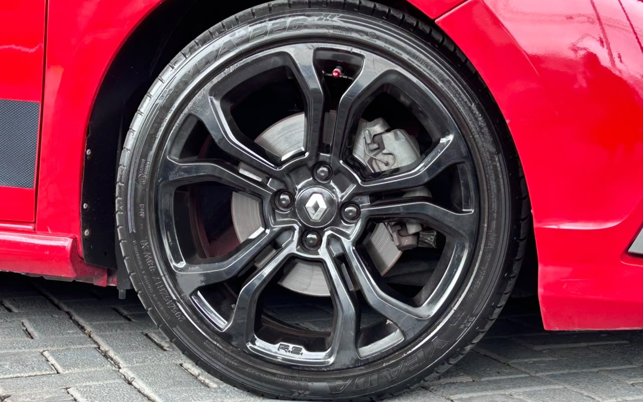 imagem-https://www.socarrao.com.br/sc-vehicle-images-prod/4280249/1791214776328-V2hhdHNBcHAgSW1hZ2UgMjAyNi0xMC0wNSBhdCAxMi4xMS40Mi5qcGVn.jpeg