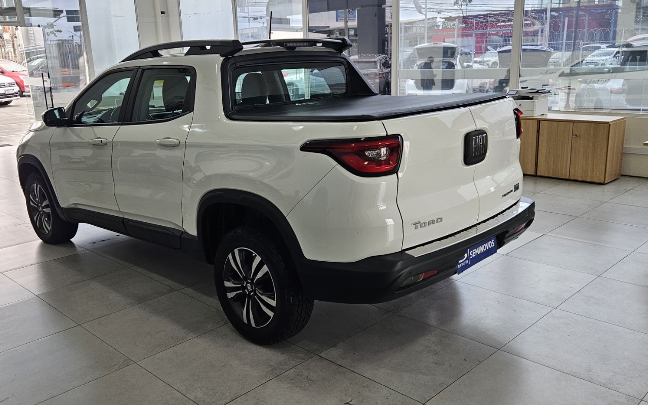 imagem-https://www.socarrao.com.br/sc-vehicle-images-prod/4280360/1791215700916-MDMyZGI1ODQtNWIyNy00MWVjLWIzMTAtMTg2NDM1NGY1ZTYzLmpwZWc.jpeg