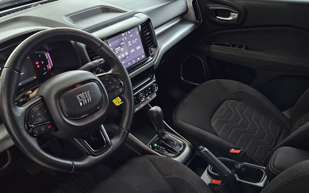 imagem-https://www.socarrao.com.br/sc-vehicle-images-prod/4280360/1791215701239-M2FkZGQzYWQtMTg3Yi00ODVhLTk3Y2EtYjk0YjMzM2U2Y2YwLmpwZWc.jpeg