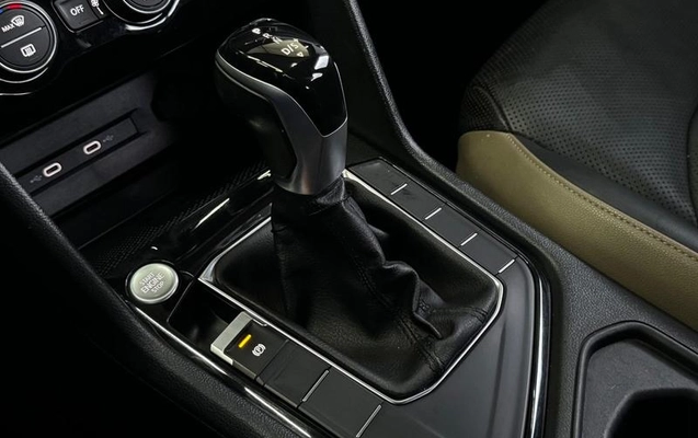 imagem-https://www.socarrao.com.br/sc-vehicle-images-prod/4280395/1791983009073-8539399_8_B_a66956a757.jpeg