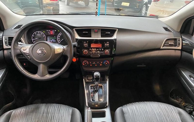 imagem-https://www.socarrao.com.br/sc-vehicle-images-prod/4280557/1791218765168-8542724_15_B_fe28cc3408.jpeg