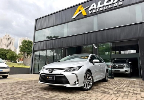 Toyota Corolla 2021 Prata — foto 1 de 3