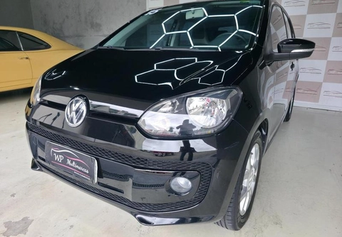Volkswagen Up! 2015 Preto — foto 1 de 3