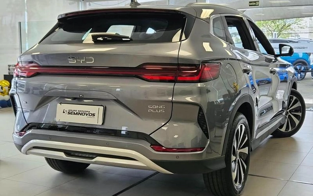 imagem-https://www.socarrao.com.br/sc-vehicle-images-prod/4280628/1791220380711-8543774_0_B_715cc4f68f.jpeg