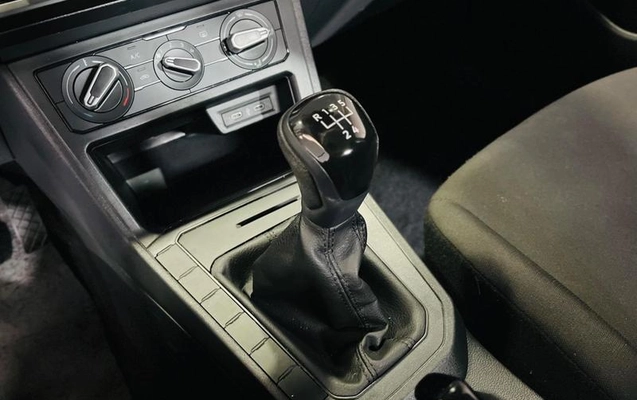 imagem-https://www.socarrao.com.br/sc-vehicle-images-prod/4280883/1792869587940-8530559_12_B_bc7726f81a.jpeg